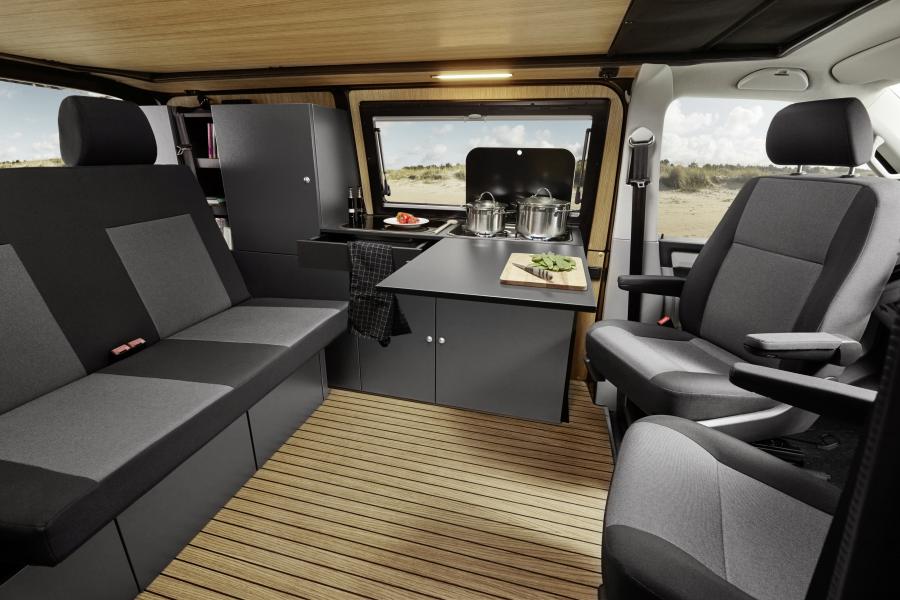 Багажник Volkswagen T6 Camper Custom-Bus 2017 года  (фото 2 из 3)